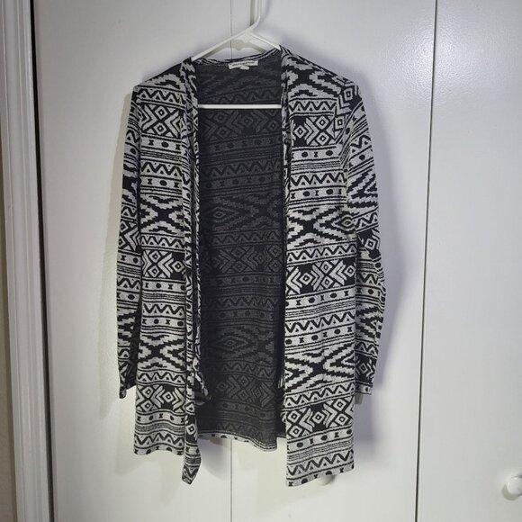 American Eagle Outfitters Women's Small Aztec Southwestern Cardigan Black White - Picture 2 of 10